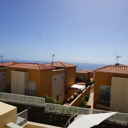 Dom wakacyjny Townhouse 265 M2 Puerto de Santiago (Tenerife)